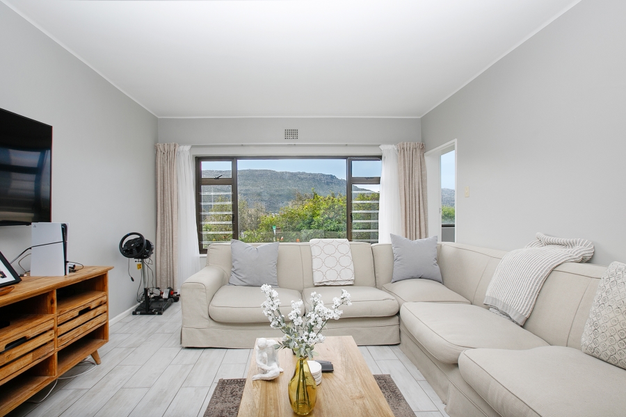 2 Bedroom Property for Sale in Fish Hoek Western Cape